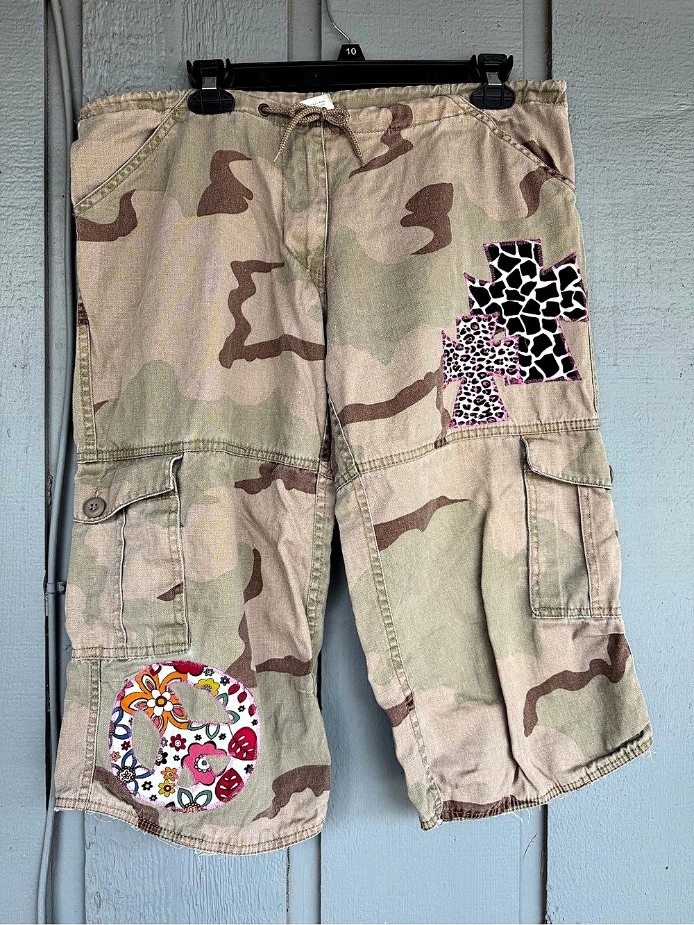 Vintage Y2K RothCo Girls Camo Cargo Shorts Size Medium
